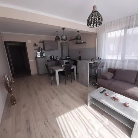 Penthouse * Năvodari